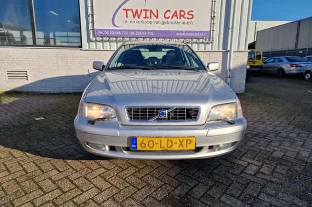 Volvo S40 (2002) thumbnail 3