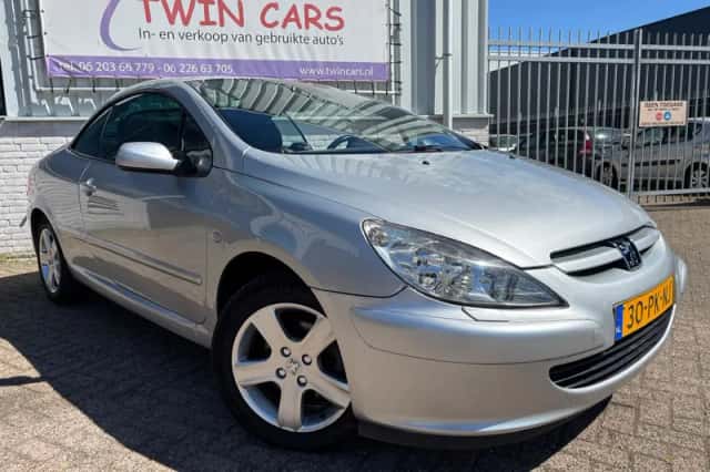 Peugeot 307 CC (2004) thumbnail 1
