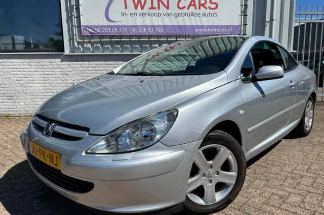 Peugeot 307 CC (2004) thumbnail 2
