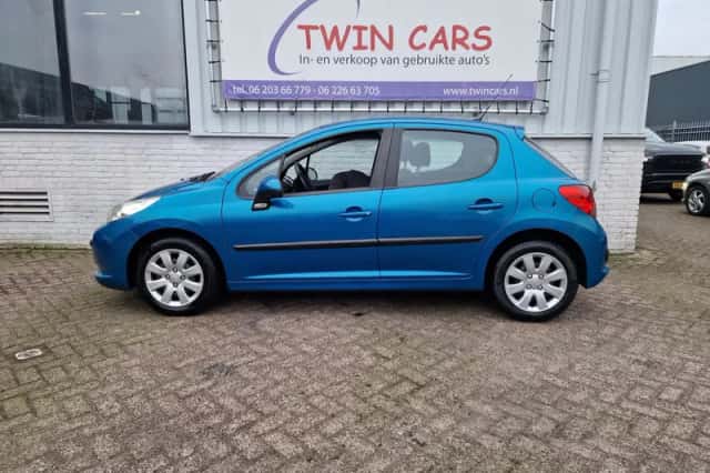 Peugeot 207 (2007) thumbnail 6