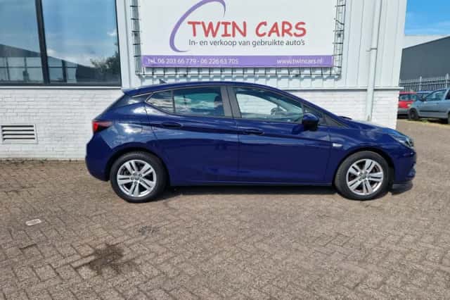 Opel Astra (2019) thumbnail 5