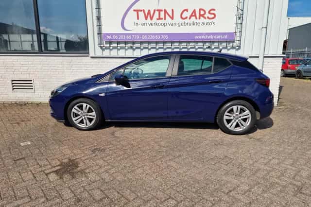 Opel Astra (2019) thumbnail 6