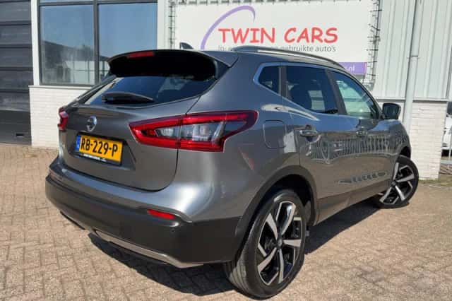Nissan Qashqai (2017) thumbnail 6