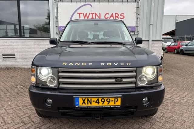 Land Rover Range Rover (2002) thumbnail 3