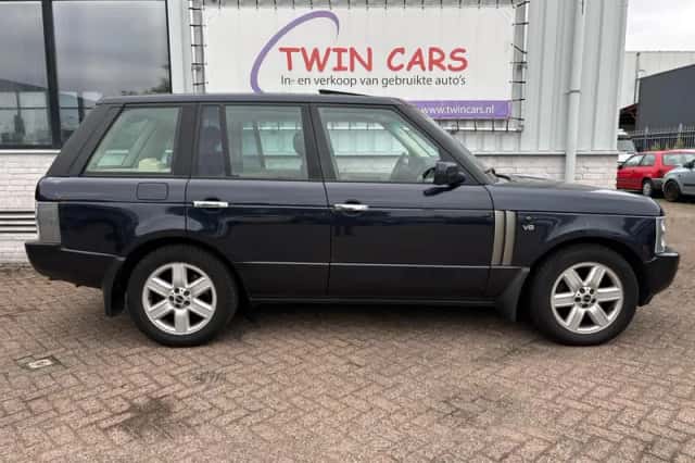 Land Rover Range Rover (2002) thumbnail 4