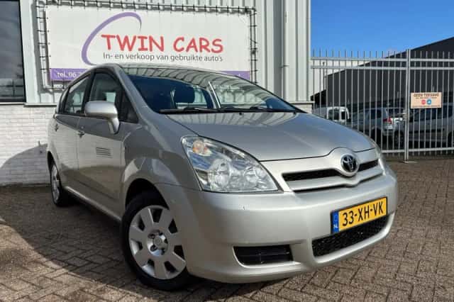 Toyota Verso (2007) thumbnail 1