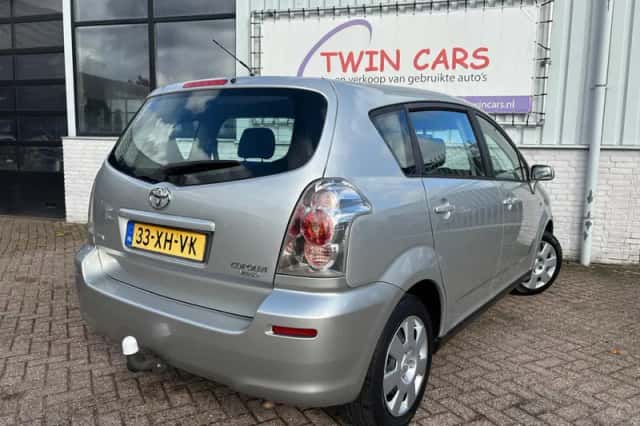 Toyota Verso (2007) thumbnail 6
