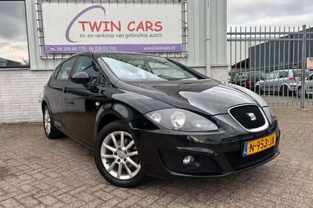 SEAT Leon (2011) thumbnail 1