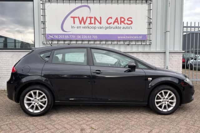 SEAT Leon (2011) thumbnail 4