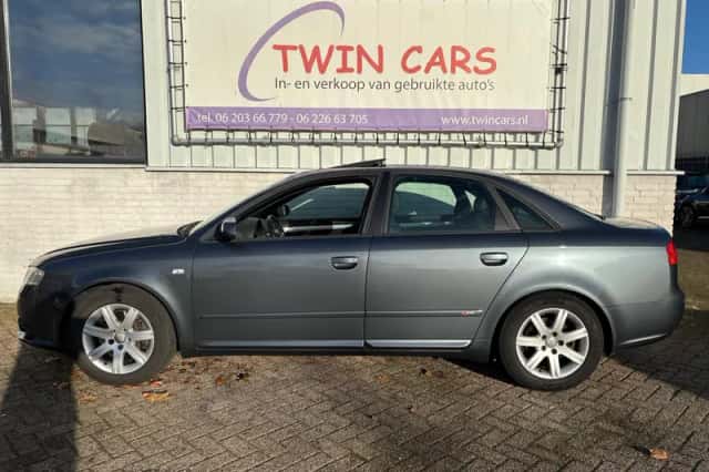 Audi A4 (2007) thumbnail 5