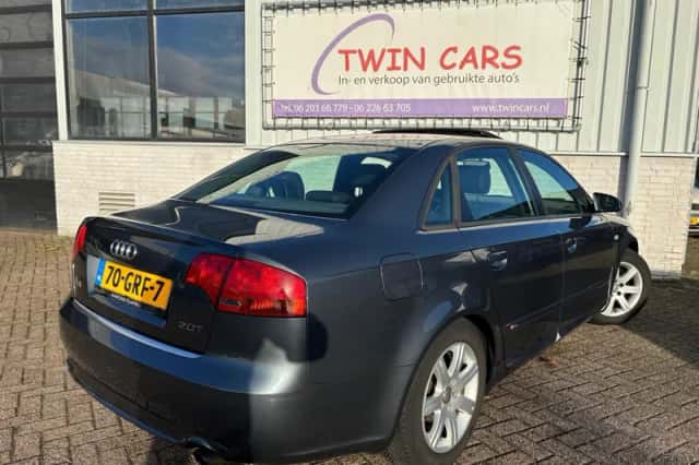 Audi A4 (2007) thumbnail 6