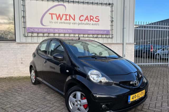 Toyota Aygo (2007) thumbnail 1