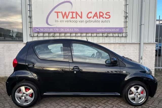 Toyota Aygo (2007) thumbnail 4