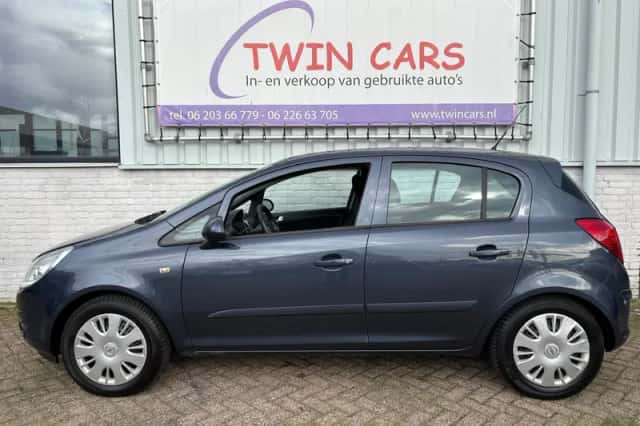 Opel Corsa (2007) thumbnail 5