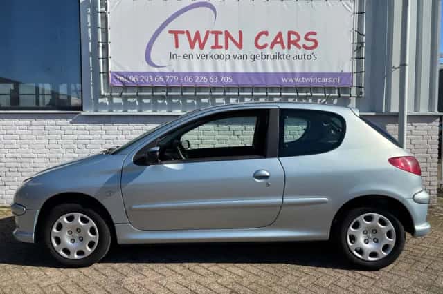 Peugeot 206 (2006) thumbnail 5