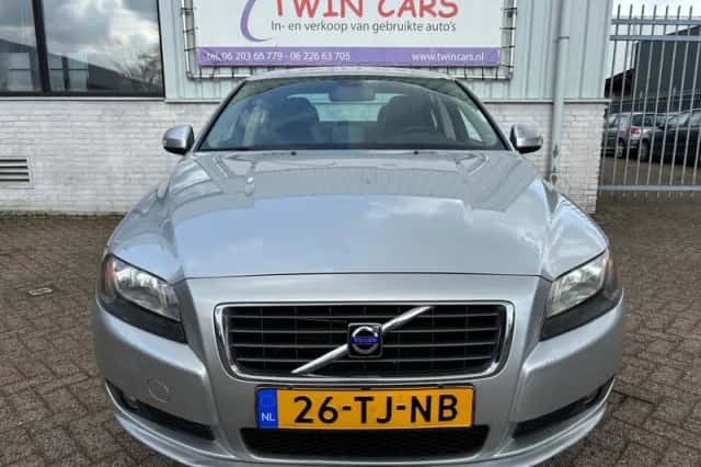 Volvo S80 (2006) thumbnail 3