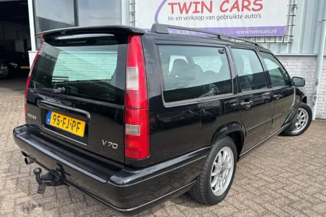Volvo V70 (2000) thumbnail 6