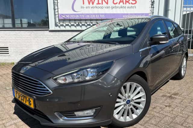 Ford Focus (2016) thumbnail 2
