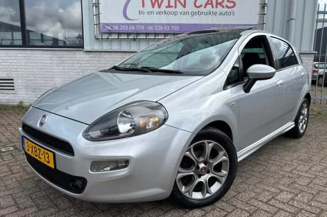 Fiat Punto (2014) thumbnail 2