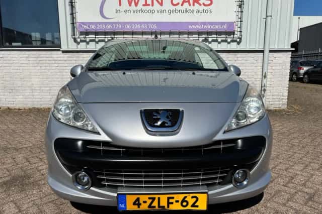 Peugeot 207 (2008) thumbnail 3