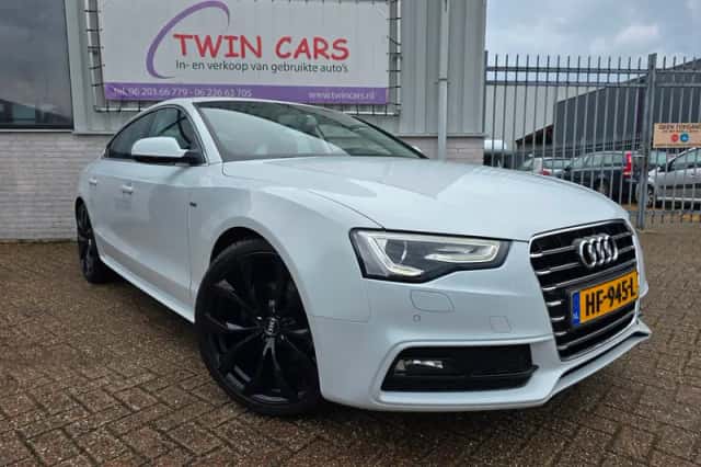 Audi A5 (2015) thumbnail 1