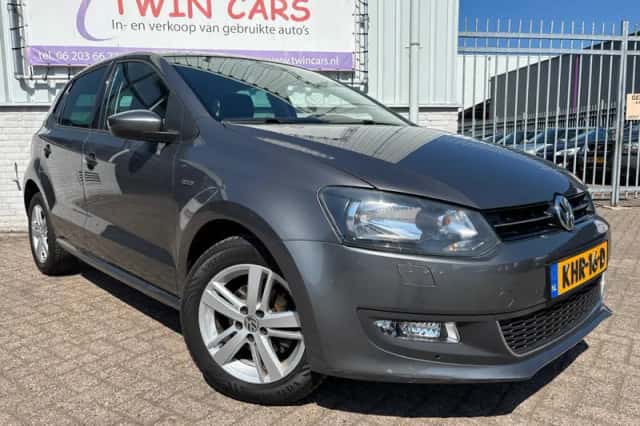 Volkswagen Polo (2013) thumbnail 1