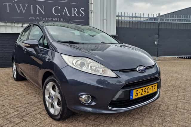 Ford Fiesta (2009) thumbnail 1