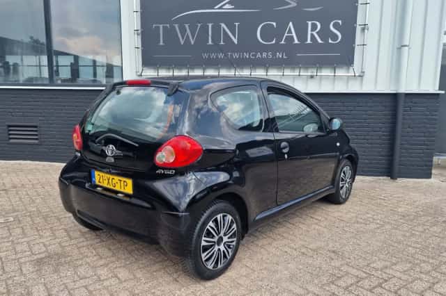 Toyota Aygo (2007) thumbnail 6