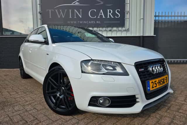 Audi A3 (2009) thumbnail 1