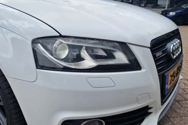 Audi A3 (2009) thumbnail 4