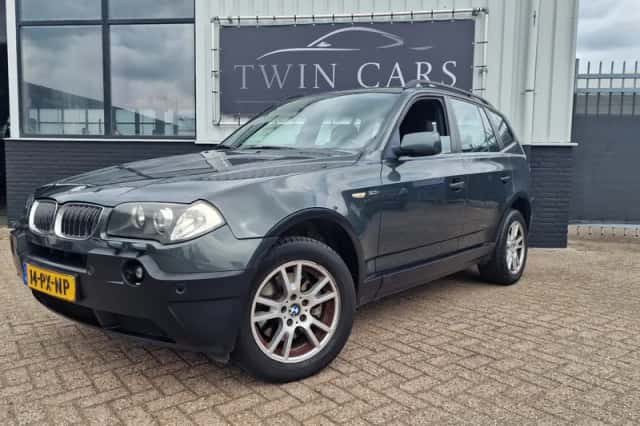 BMW X3 (2005) thumbnail 2