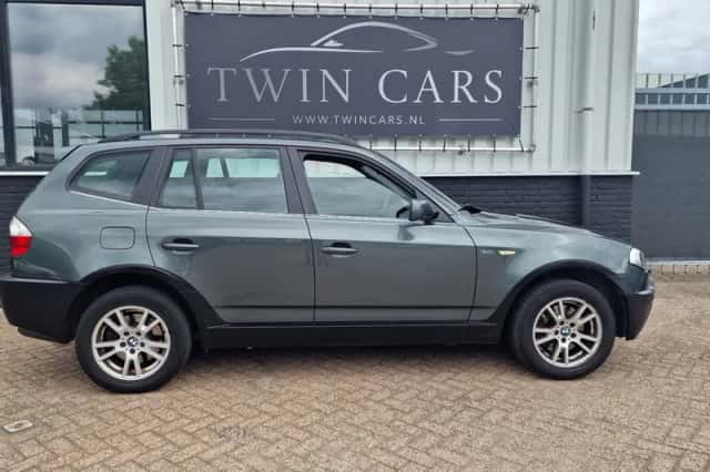 BMW X3 (2005) thumbnail 4
