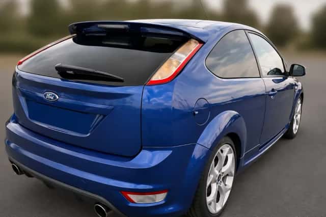 Ford Focus (2009) thumbnail 2