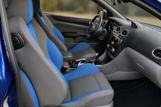 Ford Focus (2009) thumbnail 3