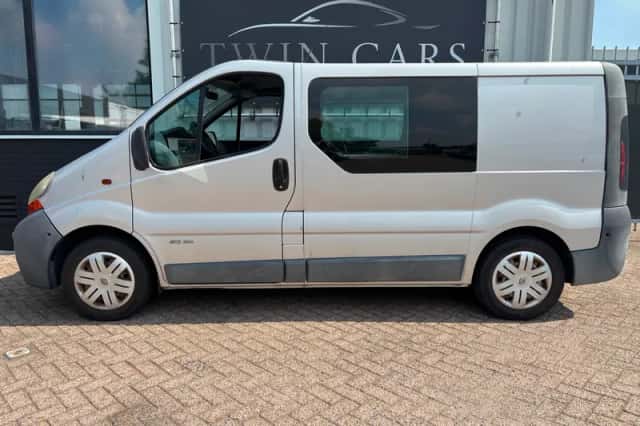 Renault Trafic (2003) thumbnail 4