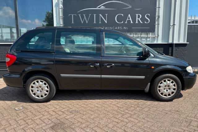 Chrysler Voyager (2007) thumbnail 5