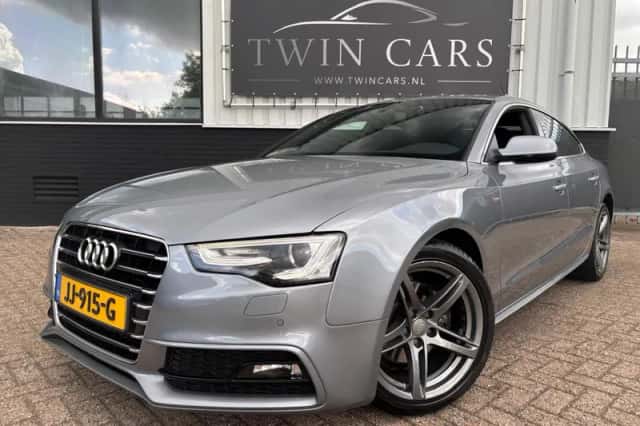 Audi A5 (2016) thumbnail 3