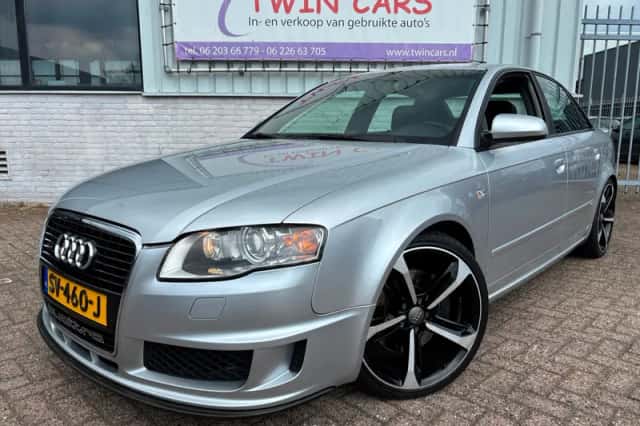 Audi A4 (2005) thumbnail 3