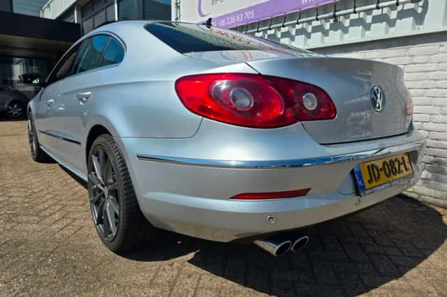 Volkswagen Passat (2008) thumbnail 6