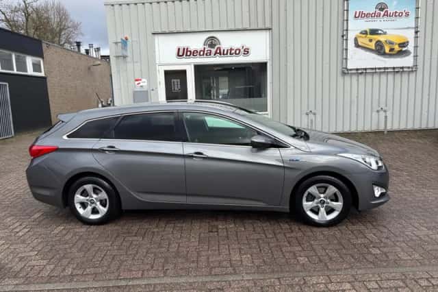 Hyundai i40 (2013) thumbnail 1