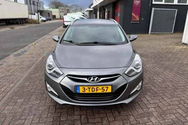 Hyundai i40 (2013) thumbnail 6