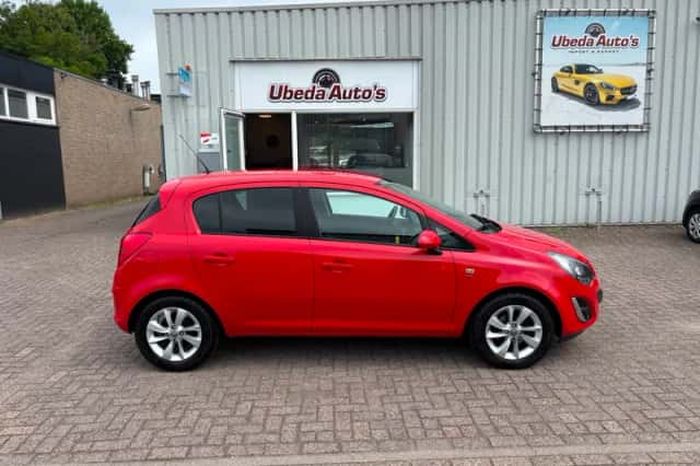 Opel Corsa (2014) thumbnail 1