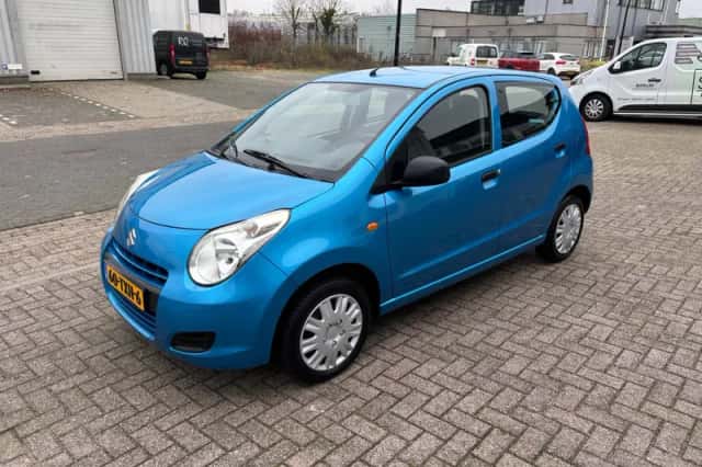 Suzuki Alto (2012) thumbnail 5
