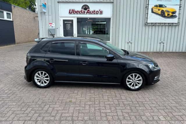 Volkswagen Polo (2012) thumbnail 1