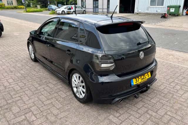Volkswagen Polo (2012) thumbnail 4