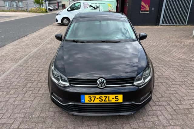 Volkswagen Polo (2012) thumbnail 6