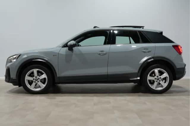 Audi Q2 (2025) thumbnail 4