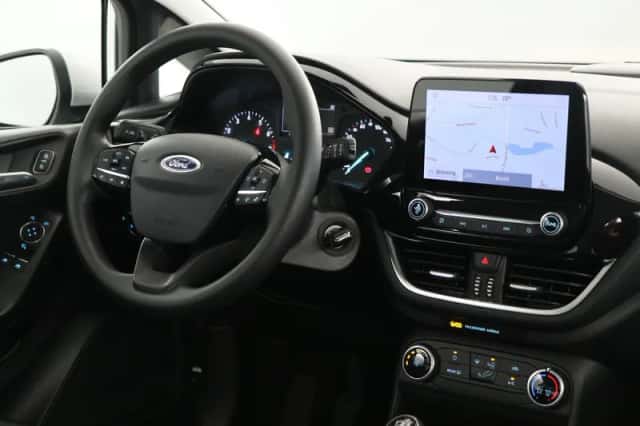 Ford Fiesta (2018) thumbnail 4