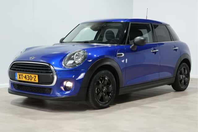 MINI One (2019) thumbnail 1