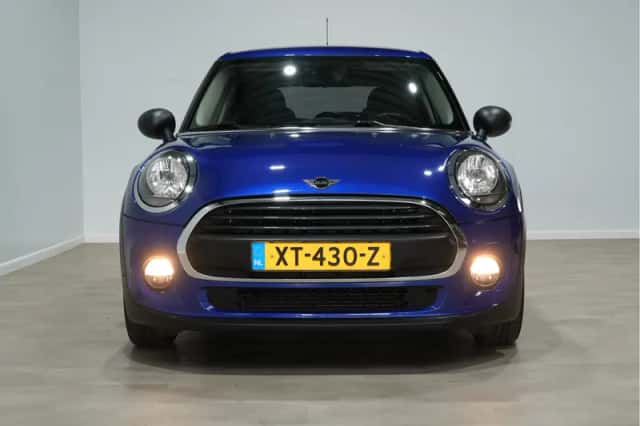 MINI One (2019) thumbnail 2